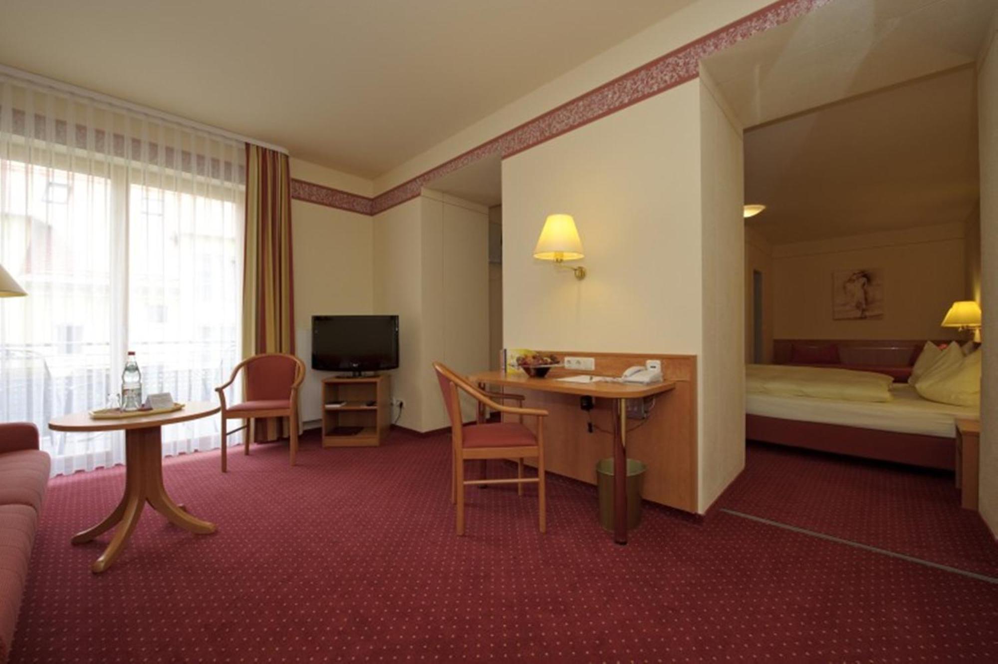 Land-Gut-Hotel Hotel Adlerbraeu Gunzenhausen Cameră foto