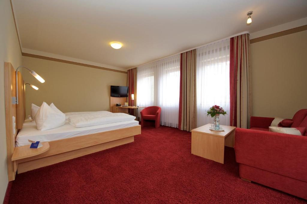 Land-Gut-Hotel Hotel Adlerbraeu Gunzenhausen Cameră foto
